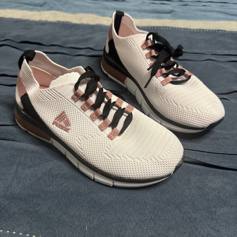 Reebok White and Pink Women's Sneakers